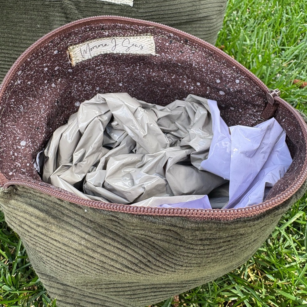 Olive Green Corduroy Pouch Set - Picture 6 of 7